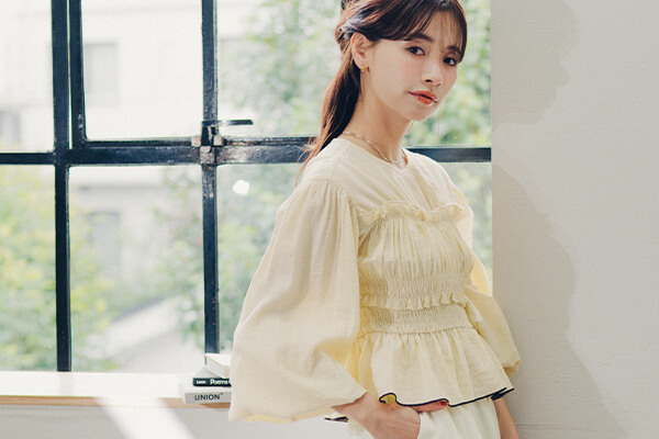 赤埴奈津子　ティティベイト コラボ シャーリングデザイントップス