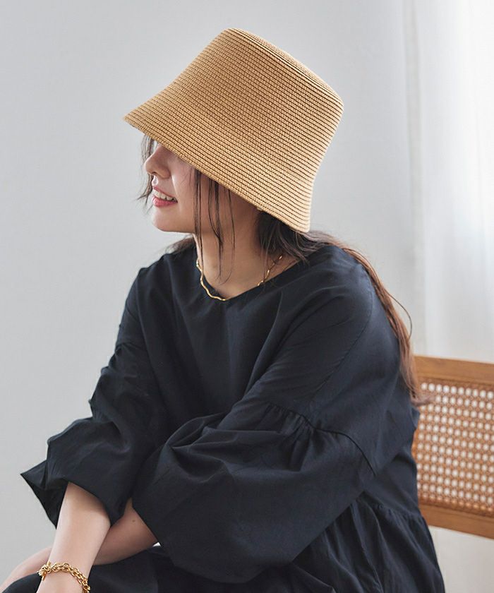 シュエット　ハット　茶 tocit/トチエット | Dějiny - S/S