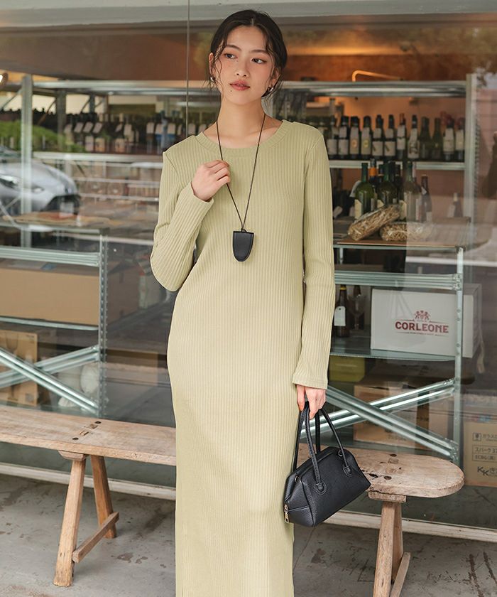 ワンピース ロング ドット 水玉 モノトーン フレア Aライン 白 (ワンピース) 96280852【BUYMA】 美品❤️titivate ティティベイト　クルーネックフレアワンピース　ドット