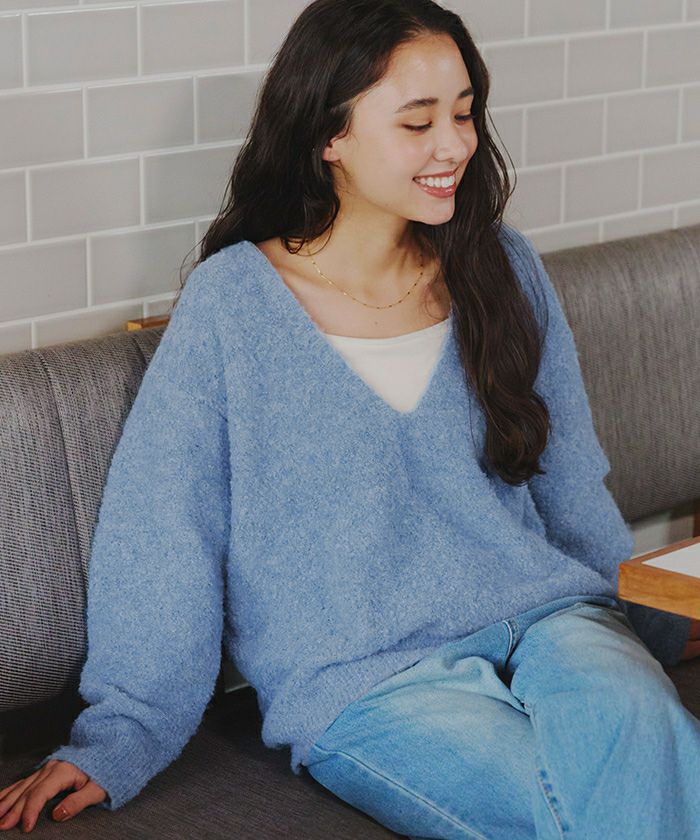 深Vネックボリュームスリーブニット | titivate