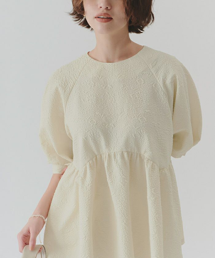 つけ襟付きペプラムデザイントップス | titivate