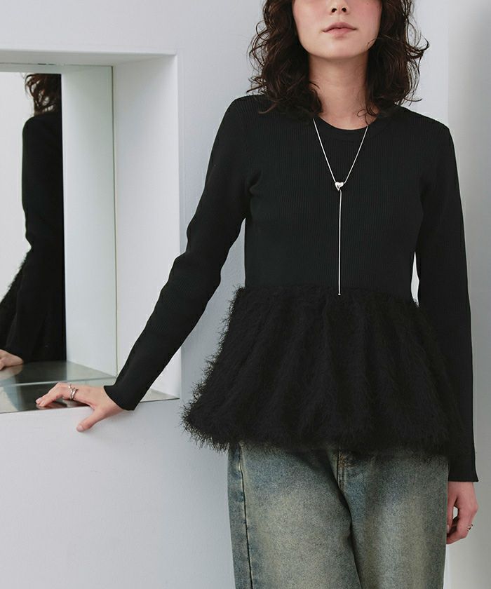 グラムリップス　完売商品　新品未使用　ドッキング ぺプラム KNIT トップス 新品】グラムリップス 完売商品 ドッキング ぺプラム KNIT
