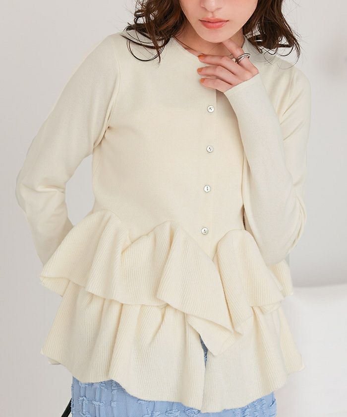 本日限定値下⭐︎美品ohga フリルニットカーディガン　ホワイト ohga 裾フリルカーディガン ホワイト