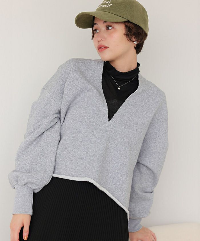 CITY SHOP ブラック 深Vネック スウェット CITYSHOP（シティーショップ）の「ZIP UP スウェット