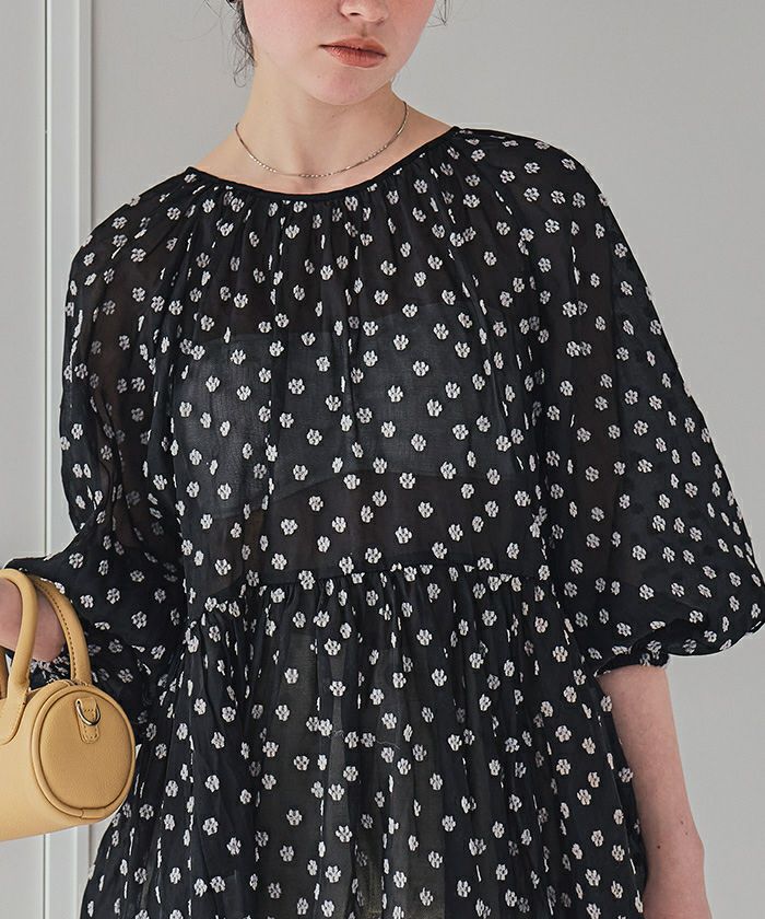 完売品おまけ付き♪未使用ジャガードペプラムトップス　ベージュゴールドLAVA 立体ジャガードペプラムフレアビキニ/水着【SEADRESS シードレス