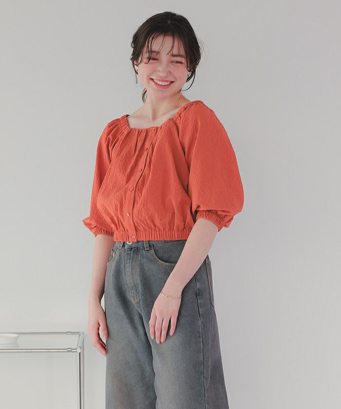 trefleplus フリルスクエアトップス　monotone trefleplus フリルスクエアトップス monotone フリルスクエア
