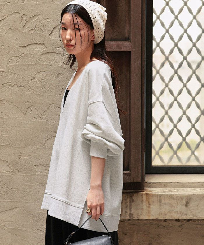 深Vネックサイドスリットスウェットプルオーバー | titivate