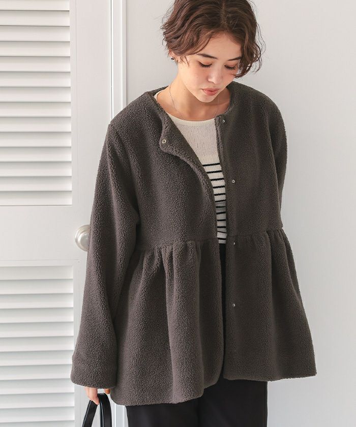 ペプラムギャザーデザインボアアウター | titivate