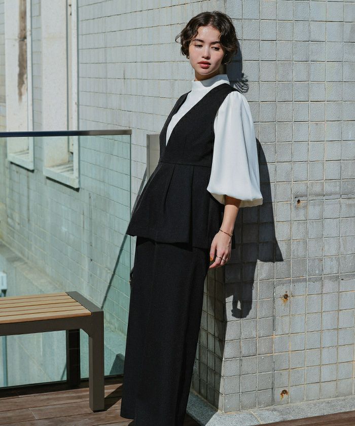 Vネックペプラムドッキングオールインワン | titivate