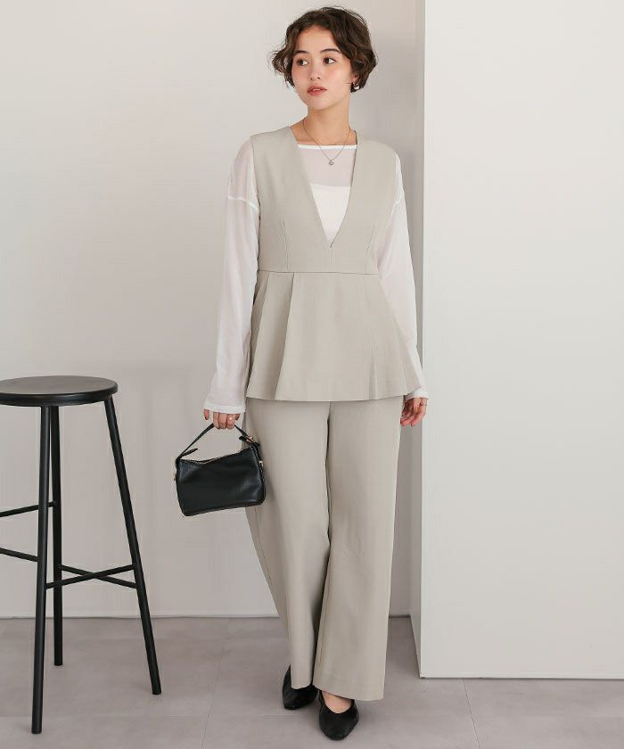 Vネックペプラムドッキングオールインワン | titivate