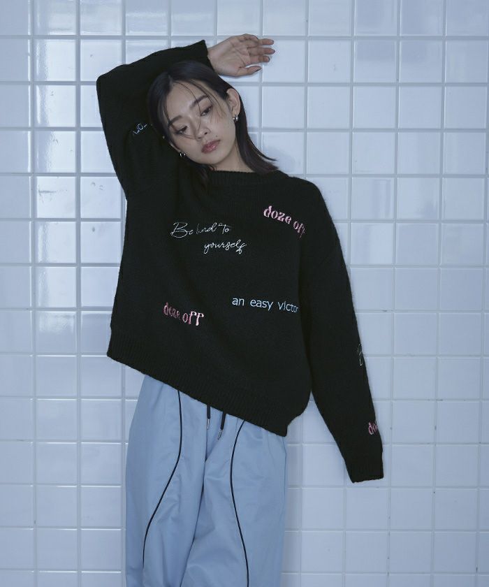 カラフルロゴ刺繍ニット【miette ミエット】 | titivate