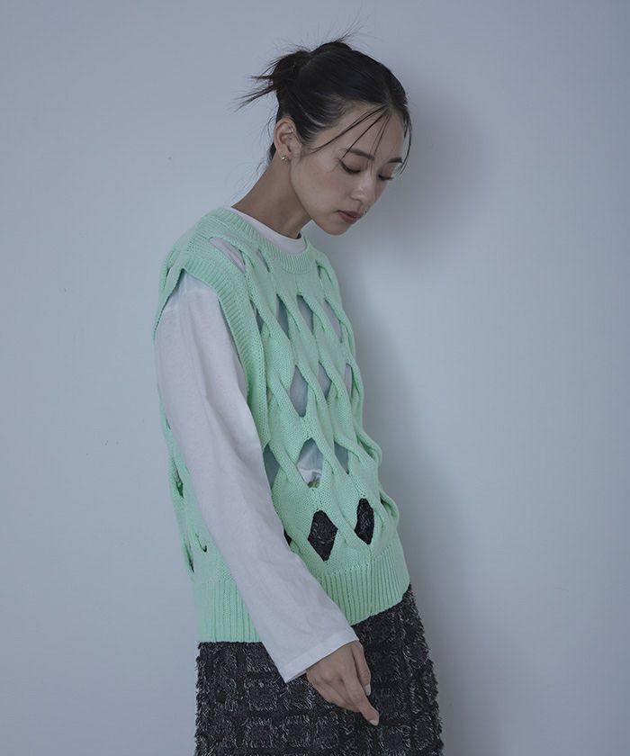 スラッシュケーブルニットベスト【miette ミエット】 | titivate