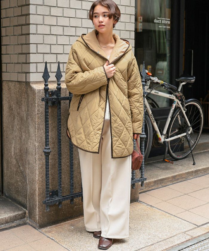 Holidayandholidayミックスファータッチボリュームコート ベージュ